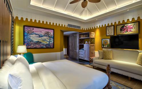 SAii Lagoon Maldives, Curio Collection by Hilton-Beach Villa bedroom 4_17267